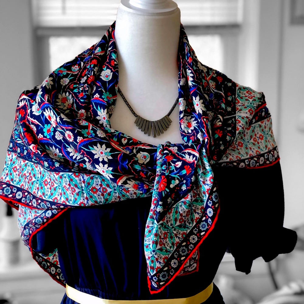 Vintage silk scarf, brightly colored floral w/ hand rolled edges, 35” x 35” sqr
